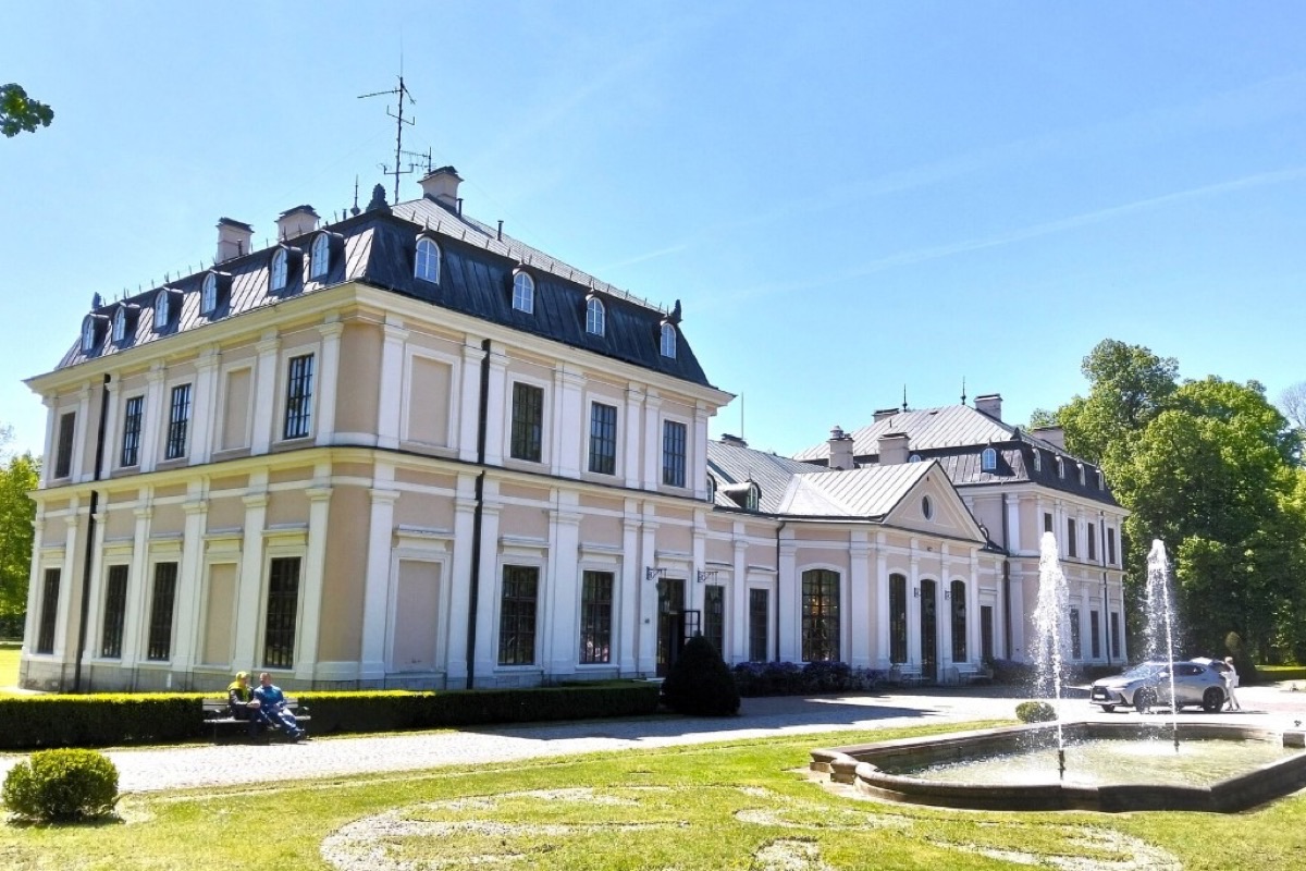 Pałac w Sieniawie